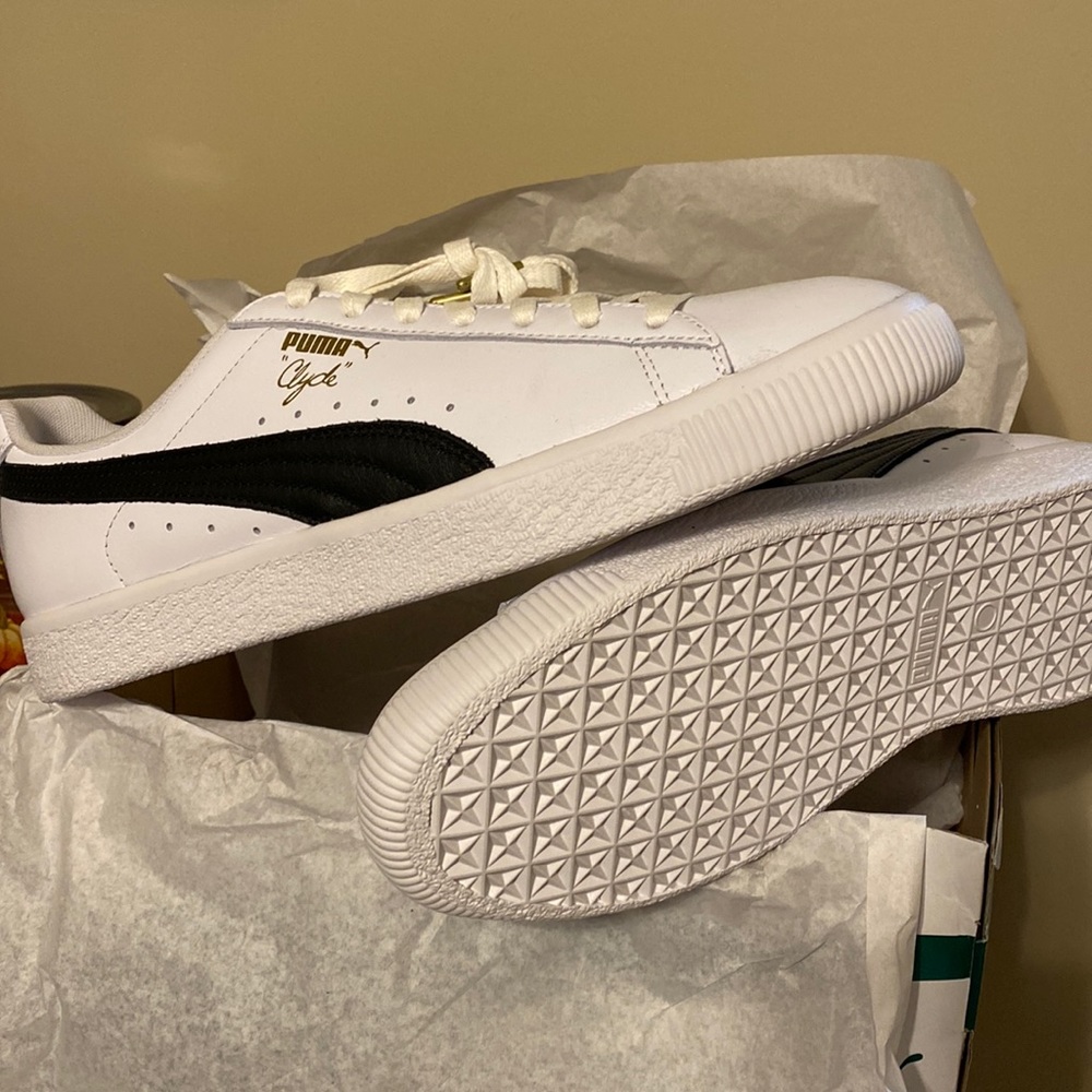 Puma sneakers
